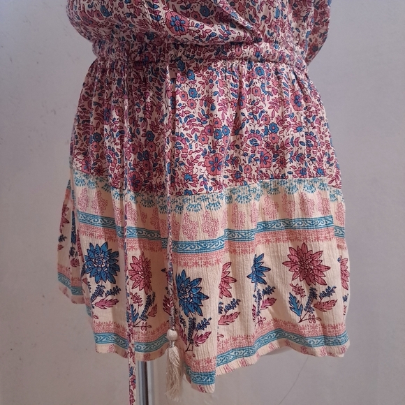 American Eagle | Colorful floral boho romper with tassels *missing clasp* - Picture 4 of 9